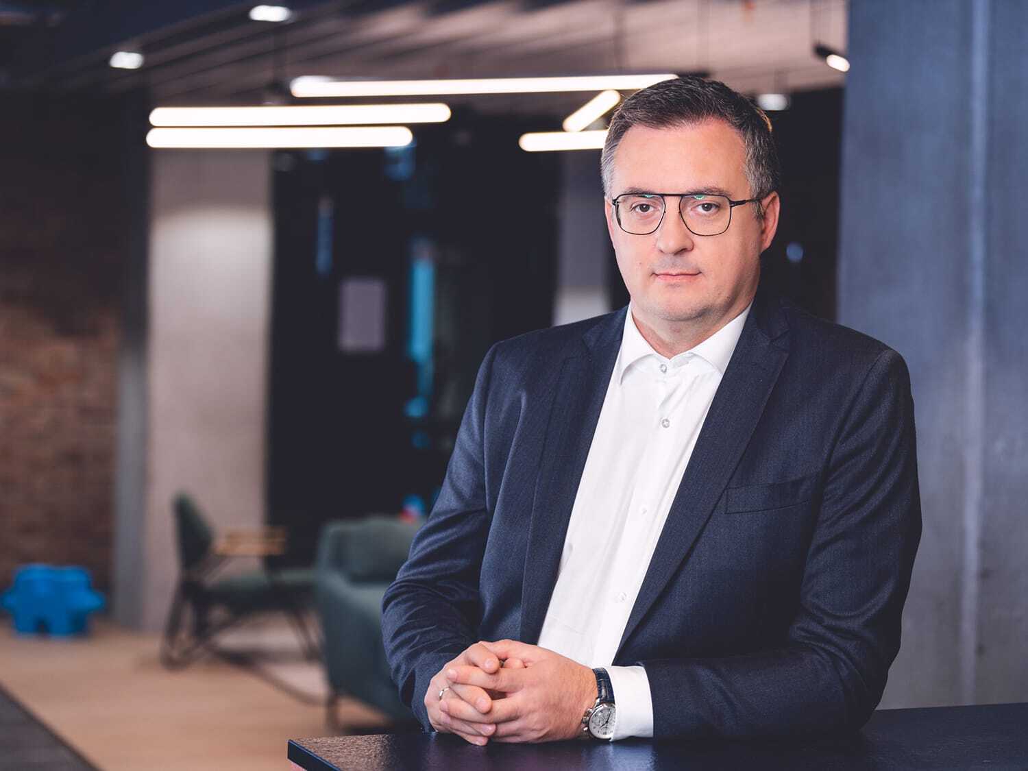 andrzej-smaller-expert (1)